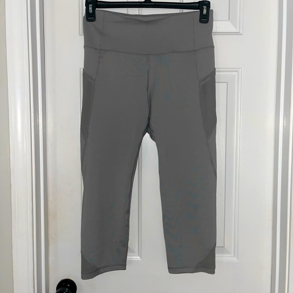 Old Navy Active Leggings